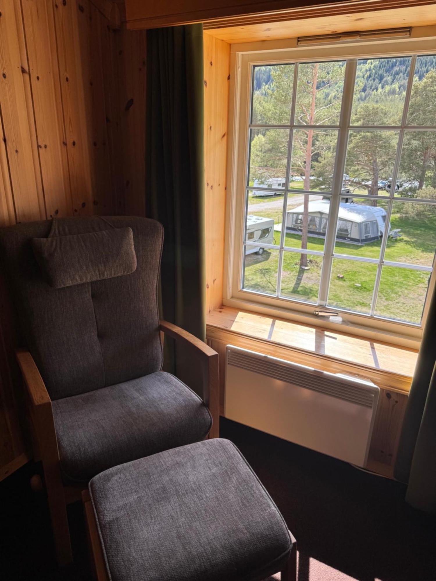 Toftemo Turiststasjon Hotel Dovre ภายนอก รูปภาพ