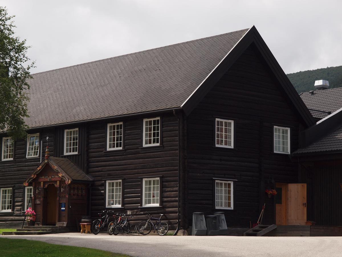 Toftemo Turiststasjon Hotel Dovre ภายนอก รูปภาพ