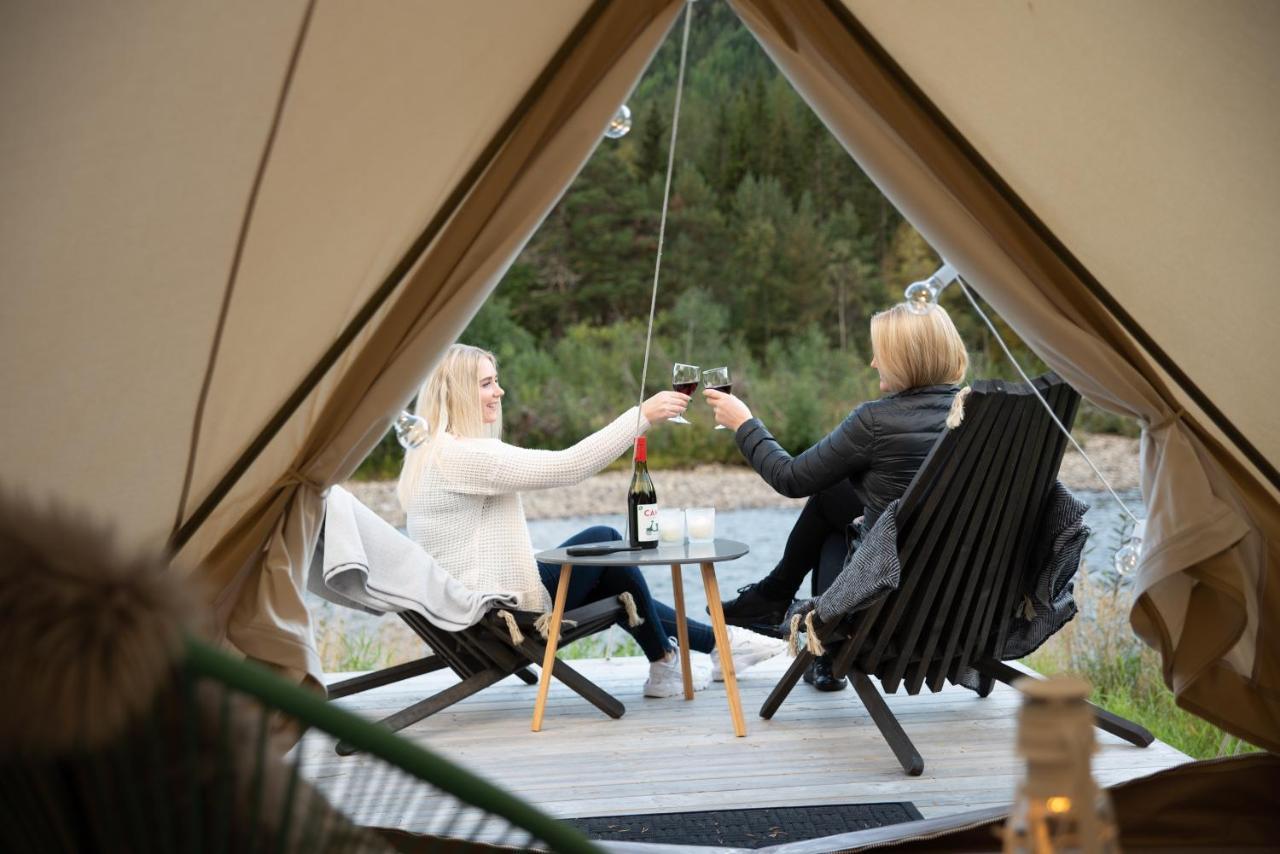 Toftemo Turiststasjon Hotel Dovre ภายนอก รูปภาพ